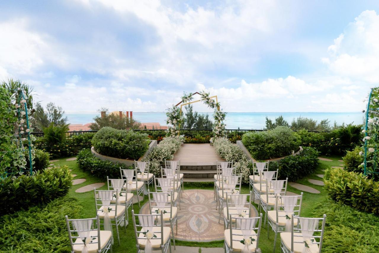 Vias Hotel Vung Tau - Transportation Included Dış mekan fotoğraf The wedding garden