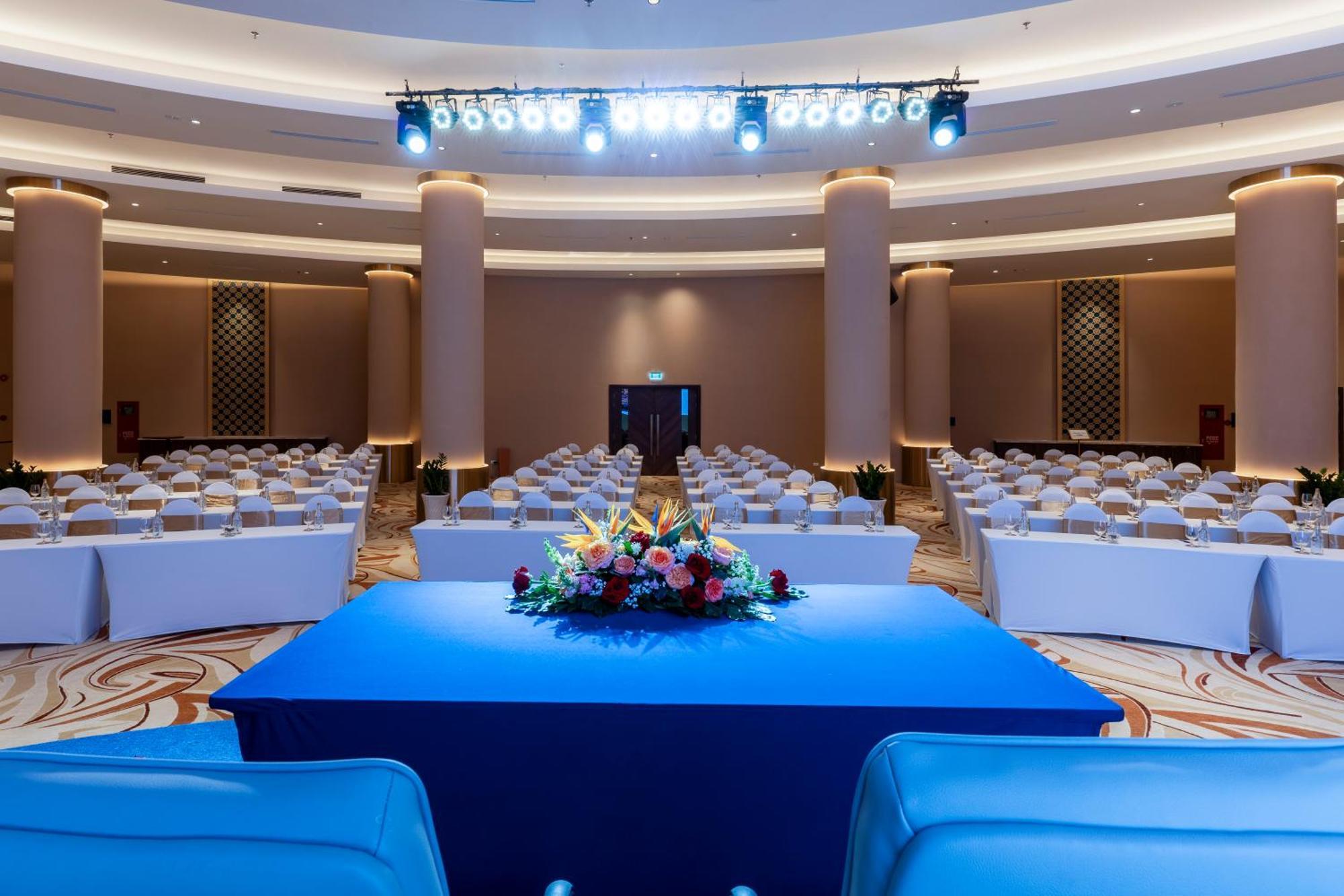 Vias Hotel Vung Tau - Transportation Included Dış mekan fotoğraf